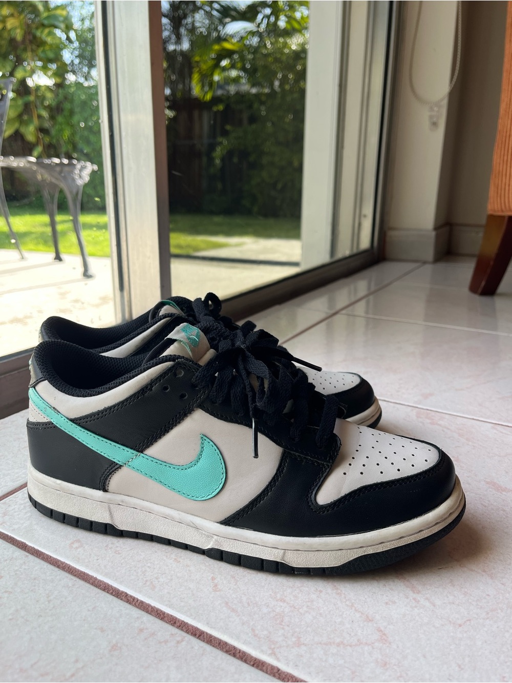 Nike Women’s Low-Top Sneakers in Black, White and Teal